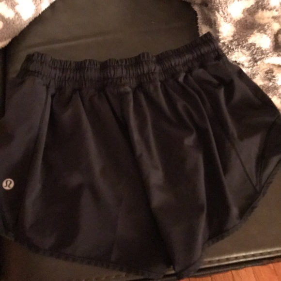 Lululemon - Picture 4 of 12